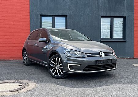 VW Golf Volkswagen VII Lim. e- 35.8 kWt