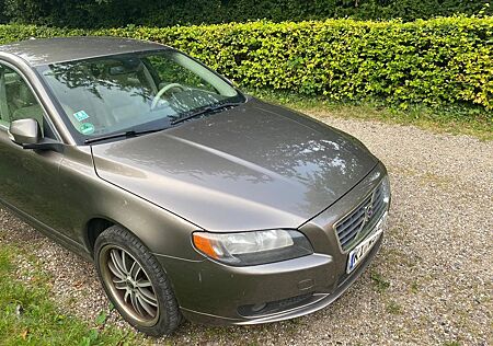 Volvo S80 2.5T