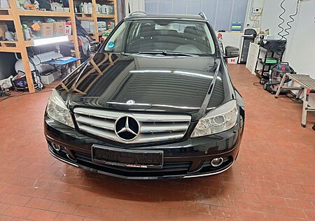 Mercedes-Benz C 180 CGI T BlueEFFICIENCY ELEGANCE Aut. ELE...