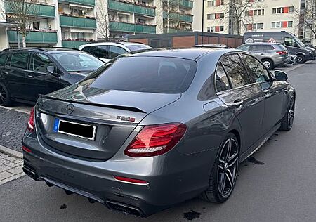 Mercedes-Benz E 63 AMG E 63 S 4MATIC+ Standheiz., Garantie., VOLL