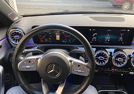 Mercedes-Benz CLA 220 d DCT AMG-Line Night-Paket Edition 2020