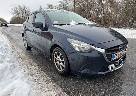 Mazda 2 Lim. Center-Line