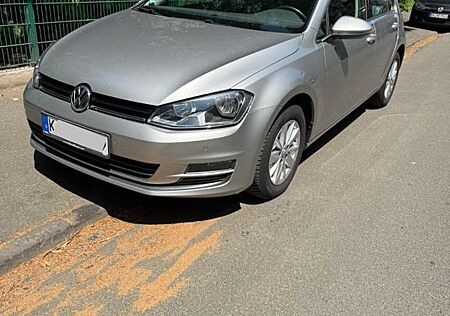VW Golf Volkswagen 1.2 TSI BMT Trendline Trendline