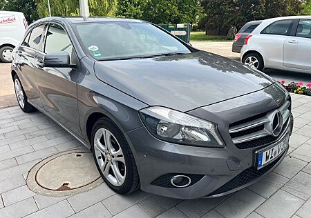 Mercedes-Benz A 180 CDI Urban *2. Hand-Leder-Automatik*