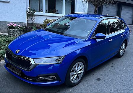 Skoda Octavia 1.5 TSI ACT LED Keyless Navi
