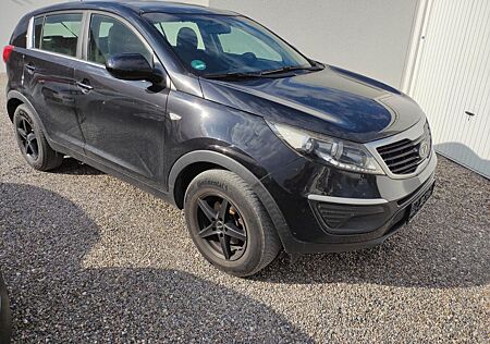 Kia Sportage SL 100KW Diesel Euro 5 AHK nur 174tkm