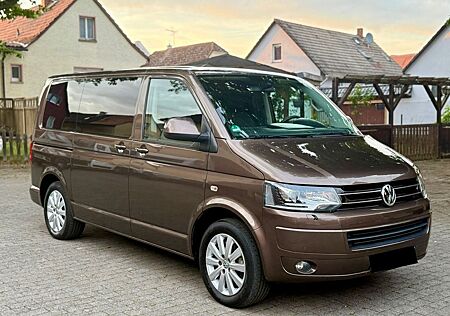 VW T5 Multivan Volkswagen 2.0TDI Team Edition DSG 7Sitzer