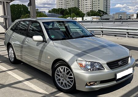 Lexus IS 200 SportCross Limited 1Hand TÜV 07/27 TOP !