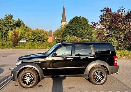 Dodge Nitro SE 2.8 CRD 2WD SE, gepflegt aus 1. Hand