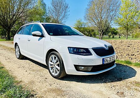 Skoda Octavia 1.6 TDI DSG Elegance Combi, 8-fach, Pano