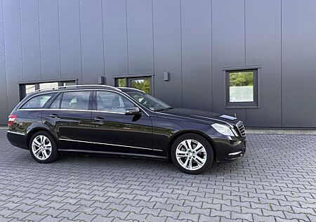 Mercedes-Benz E 220 CDI BlueEfficiency