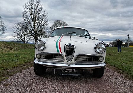 Alfa Romeo Giulia Sprint