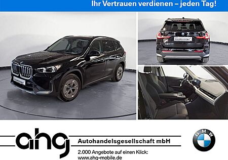 BMW iX1 xDrive30 AHK Adaptives Fahrwerk Sportsitze P