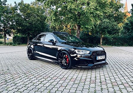Audi RS3 2.5 TFSI S tronic - Matrix LED - Pano - B&O