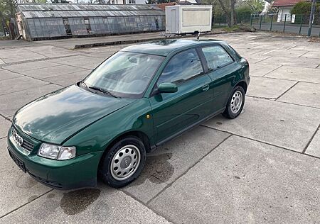 Audi A3 1.6 Ambiente Ambiente