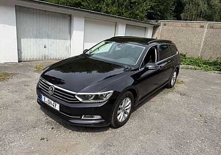 VW Passat Variant Volkswagen 2.0 TDI DSG Comfortline Varia...