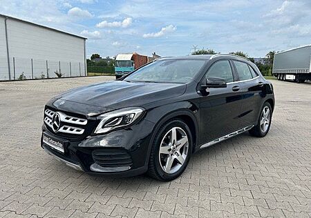 Mercedes-Benz GLA 200 AMG Line LED,AHK,Pano,uvm