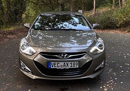 Hyundai i40 1.7 CRDi 100kW Style blue Style