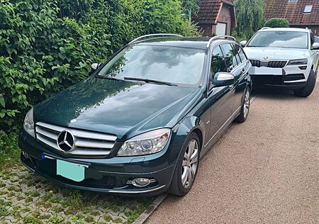 Mercedes-Benz 320