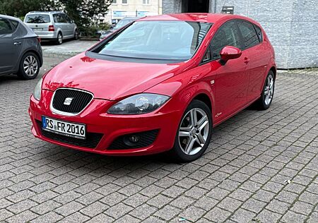 Seat Leon 1.2 TSI - XENON - Service Neu - TÜV