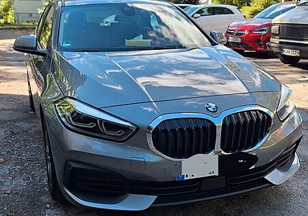 BMW 118i Advantage for sale in Germany