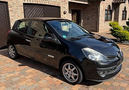 Renault Clio by RIP CURL 1.2 16V