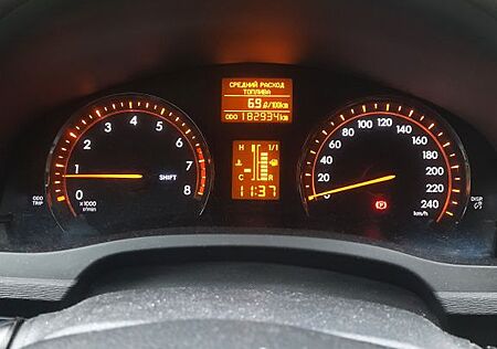 Toyota Avensis Combi Edition 1.8 Valvematic Edition