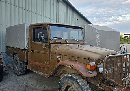 Toyota Land Cruiser HJ 45 Pick Up 2H Motor