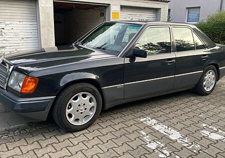 Mercedes-Benz 260 gebraucht kaufen Mercedes-Benz 260 W124 260E SPORTLINE