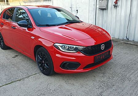 Fiat Tipo Street