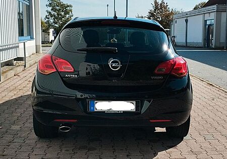 Opel Astra 1.4 Turbo TÜV 09/2026