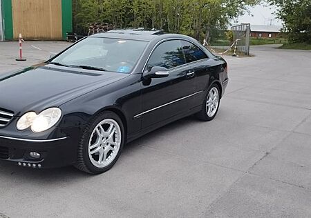 Mercedes-Benz CLK 220 CDI AVANTGARDE Avantgarde