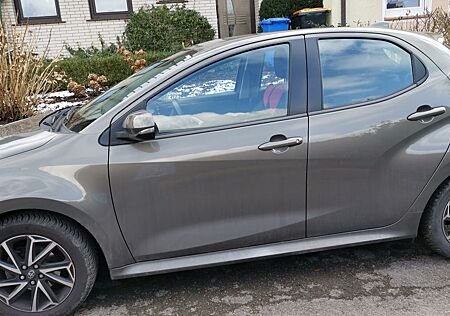 Toyota Yaris 1.5-l-VVT-i Club Club