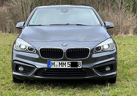 BMW 218i Active Tourer Advantage 1.Hd/Garage/LED/AHK