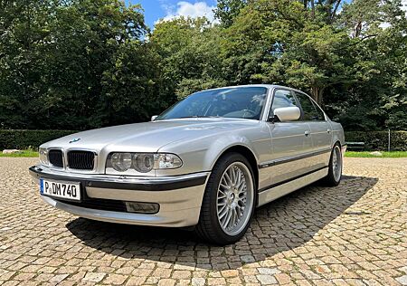 BMW 740i A