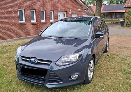 Ford Focus 1,6TDCi Champions Edition Turnier TÜV neu