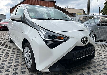 Toyota Aygo (X) Aygo 1.0l x-play*Klima*Temp*