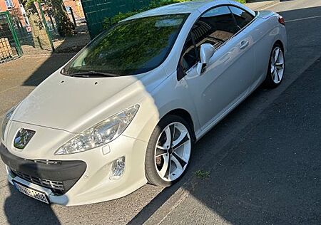 Peugeot 308 CC Platinum HDi FAP 140 Platinum
