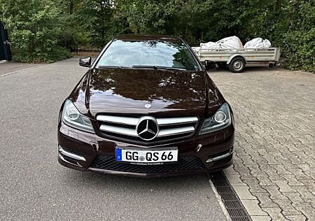 Mercedes-Benz C 250 CDI Sport Coupé Autom. Sport