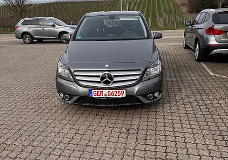 Mercedes-Benz B 180 B -Klasse CDI / d