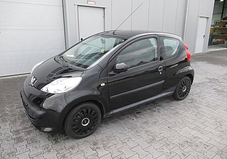 Peugeot 107 Filou 70 elek Fensterheber ABS Klima
