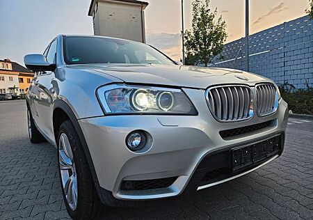 BMW X3 /LEDER/NAVI/EURO/5/AHK/NEU TUV AU/Bi XENON/313