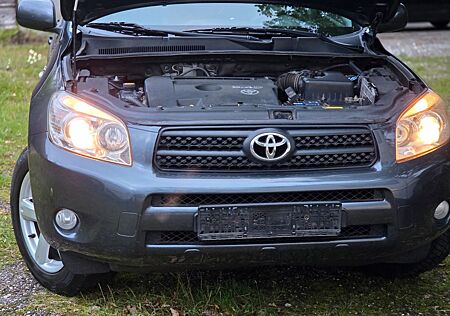 Toyota RAV 4 2.2-l-D-4D 4x4 -