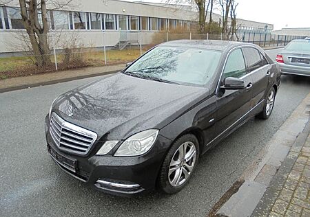 Mercedes-Benz E 220 CDI BlueEfficiency Avantgarde Automatik