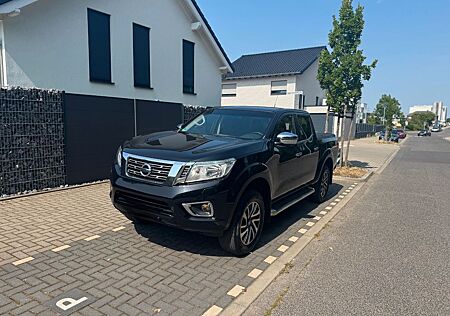 Nissan Navara NP300 Double Cab 4x4 Navi 360 Kamera AHK