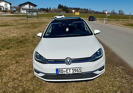 VW Golf Volkswagen 1.5 TSI ACT OPF DSG BlueMotion Highline...