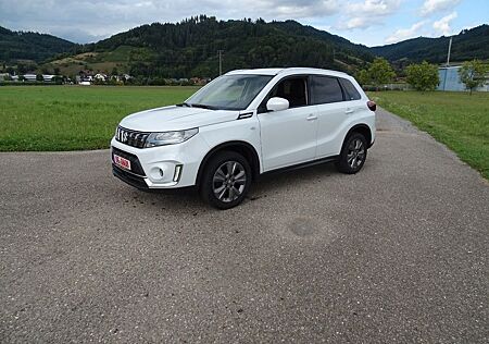 Suzuki Vitara 1.4 Hybrid Club 4x2 Klima Navi Sitzhzg