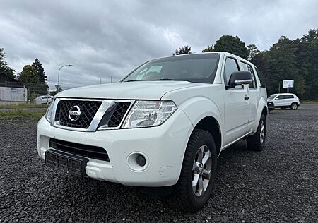 Nissan Pathfinder 2.5 dCi XE, 7 Sitze, Klima, Euro 5