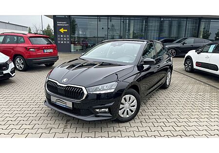 Skoda Fabia Essence 1.0 Berganfahr PDC LED Klima DAB+