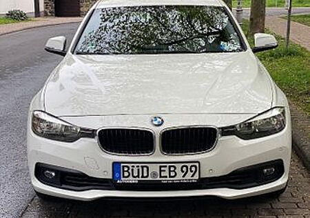 BMW 318i Touring -